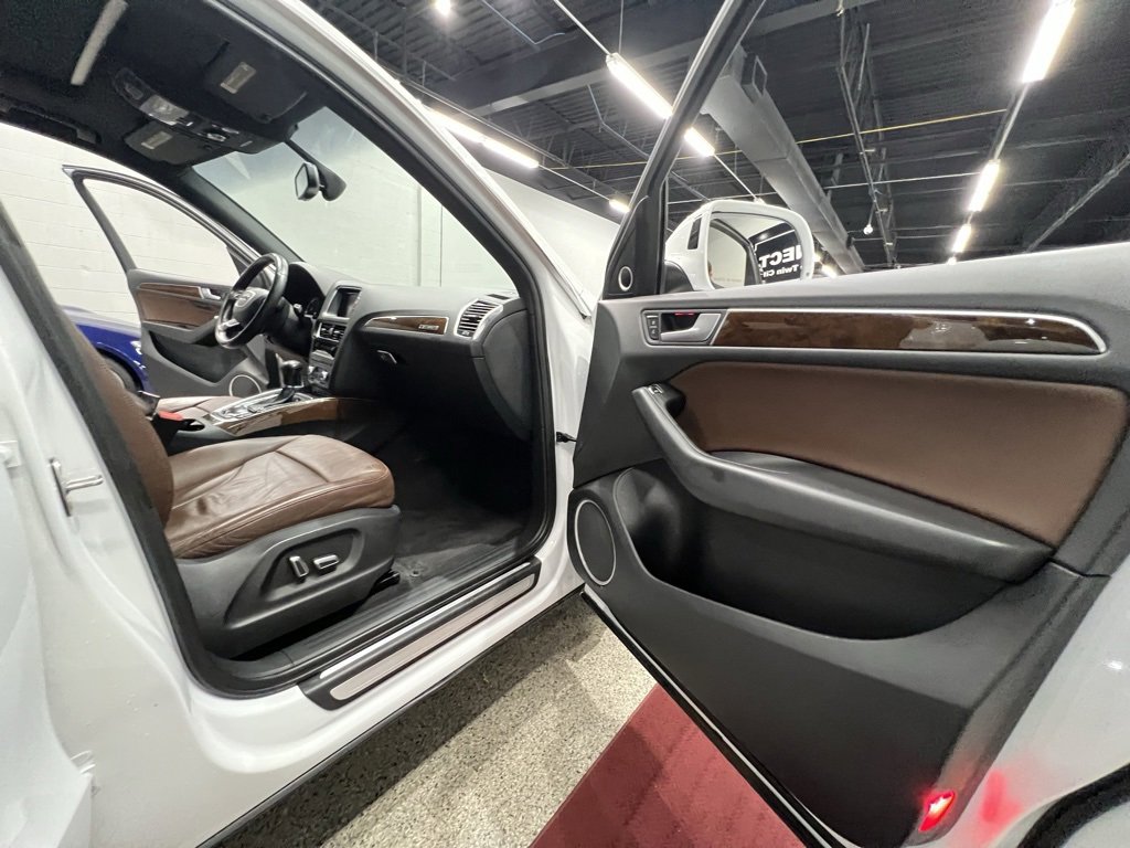 Used 2015 Audi Q5 2.0T Premium Plus w/ Technology Package image 35