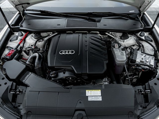 Used 2024 Audi A6 2.0T Premium image 30