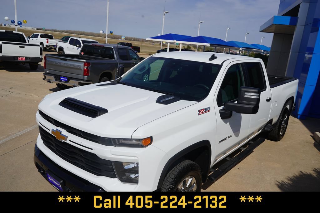 Used 2025 Chevrolet Silverado 2500 Custom w/ Custom Value Package AWD/4WD image 14