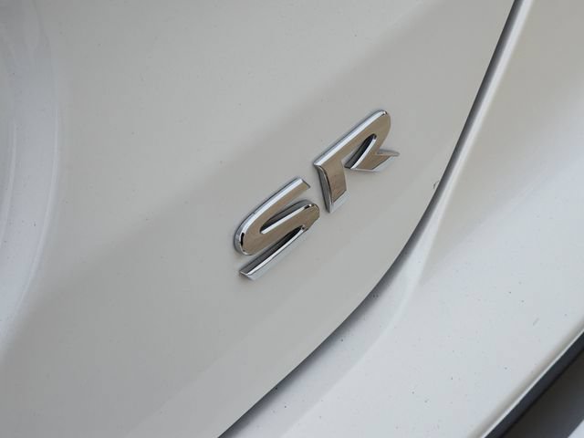 Used 2023 Nissan Kicks SR FWD image 9