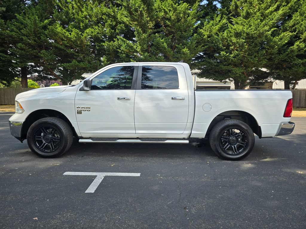 Used 2016 RAM 1500 Big Horn AWD/4WD image 3