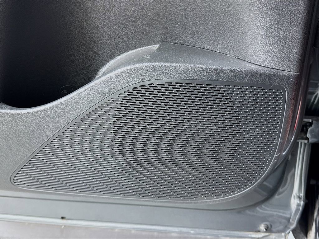 Used 2024 Hyundai Palisade SE FWD image 25