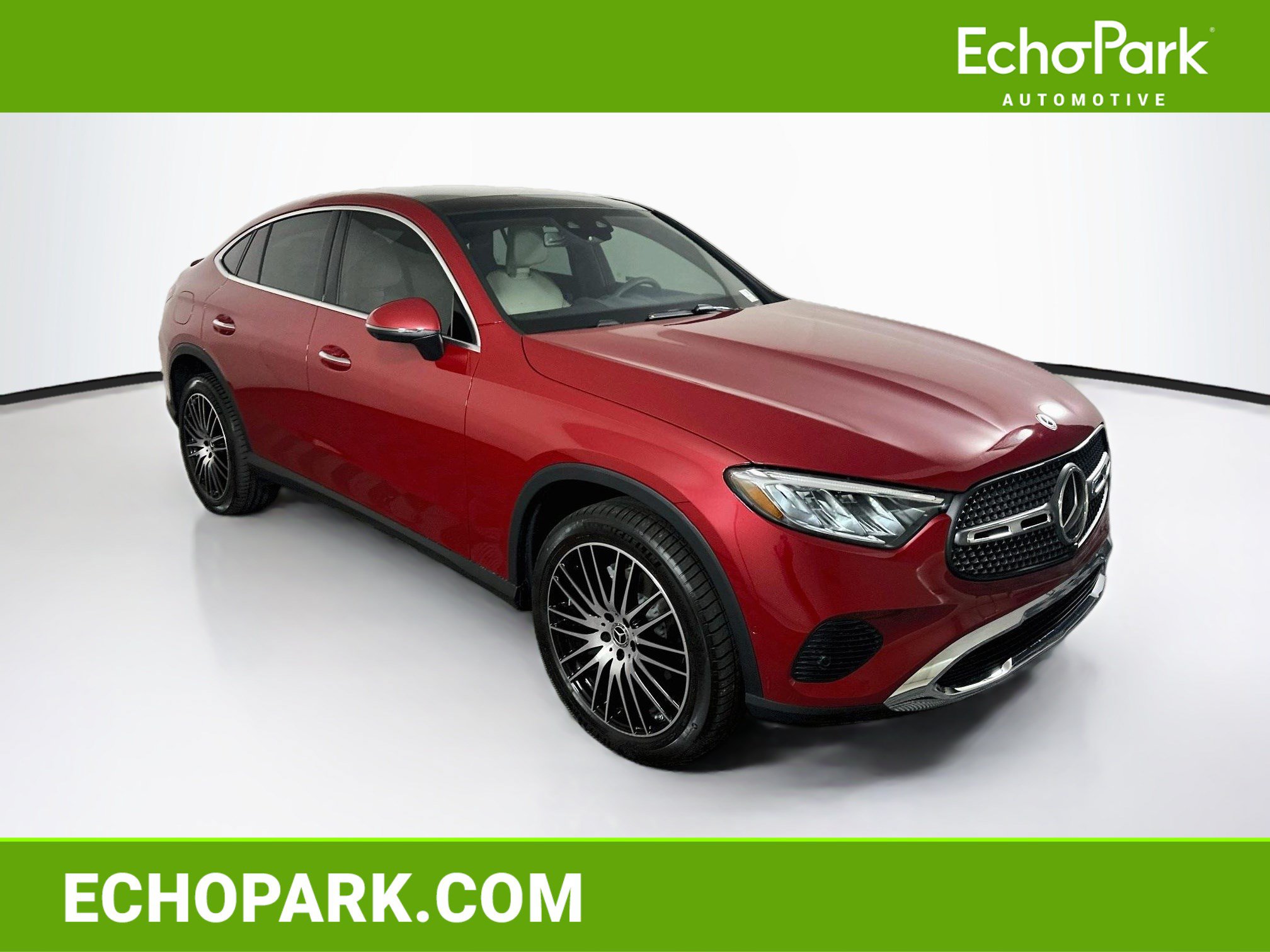 Used 2026 Mercedes-Benz GLC 300 4MATIC image 1
