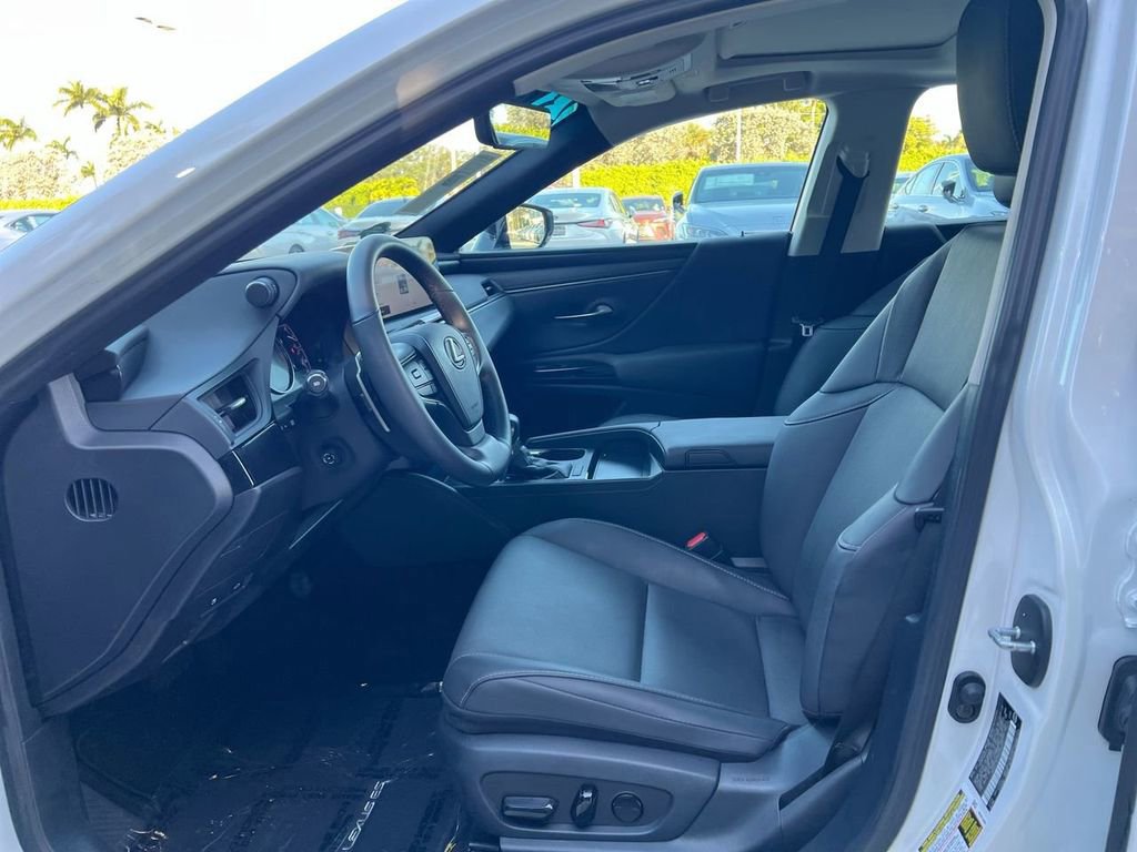 Certified 2023 Lexus ES 350 w/ Premium Package image 12