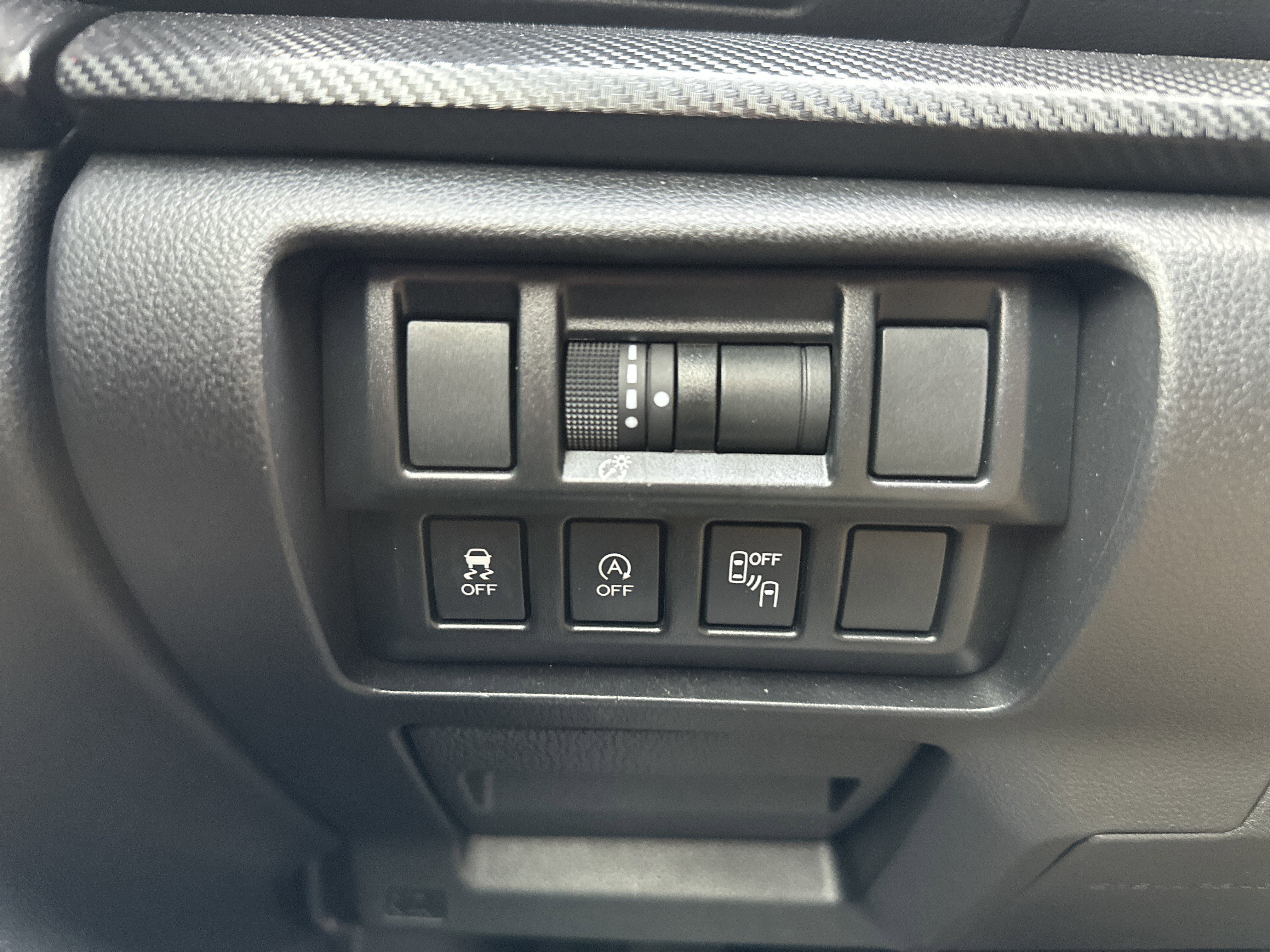 Certified 2021 Subaru Crosstrek 2.0i Premium w/ Moonroof Package image 32