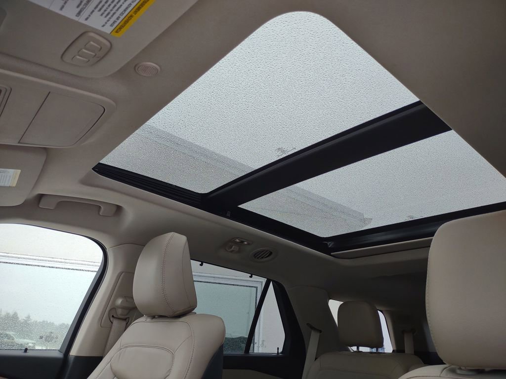 Used 2020 Ford Explorer Limited w/ Class III Trailer Tow Package image 38