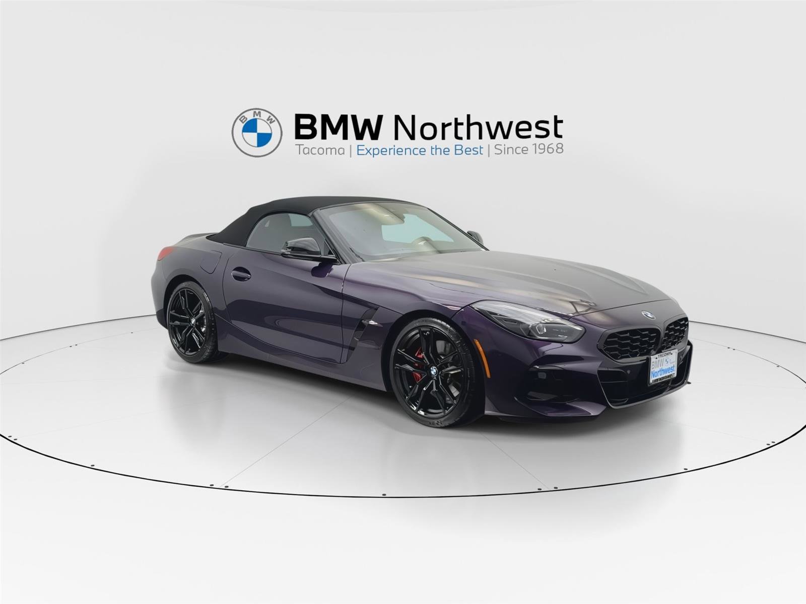 Used 2024 BMW Z4 M40i w/ Premium Package image 6