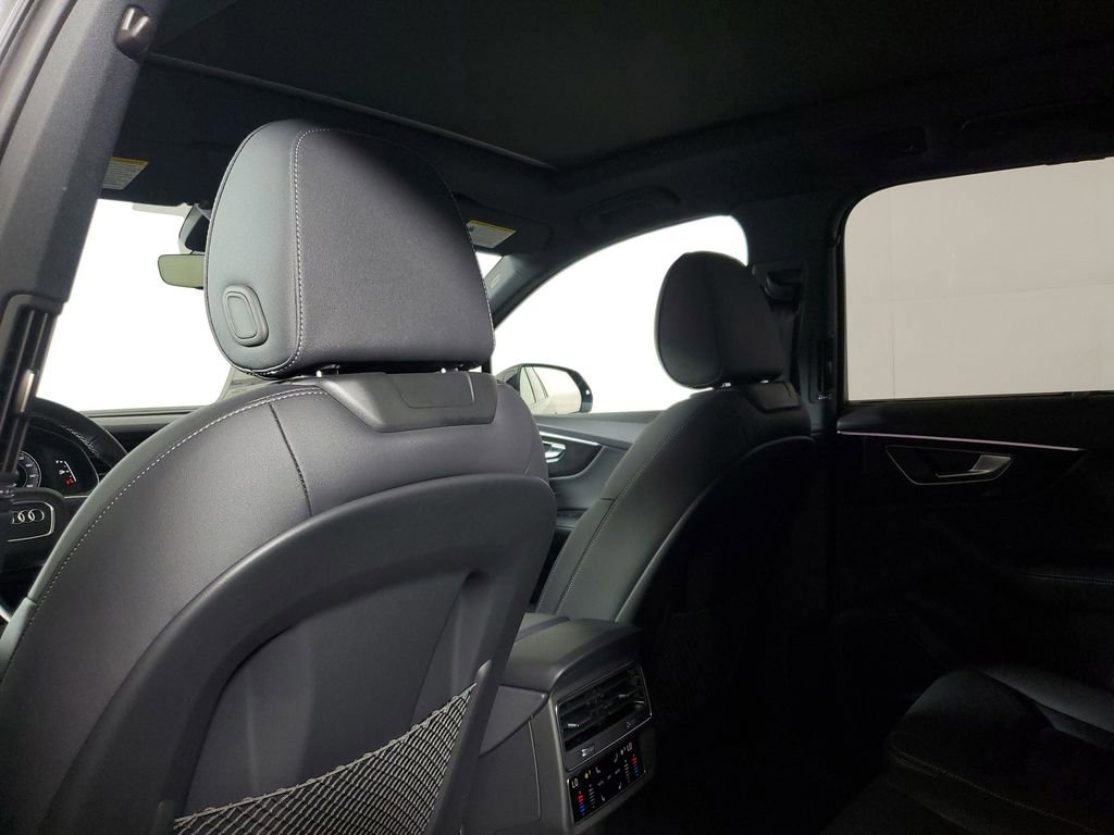 New 2026 Audi Q7 3.0T Premium Plus image 14