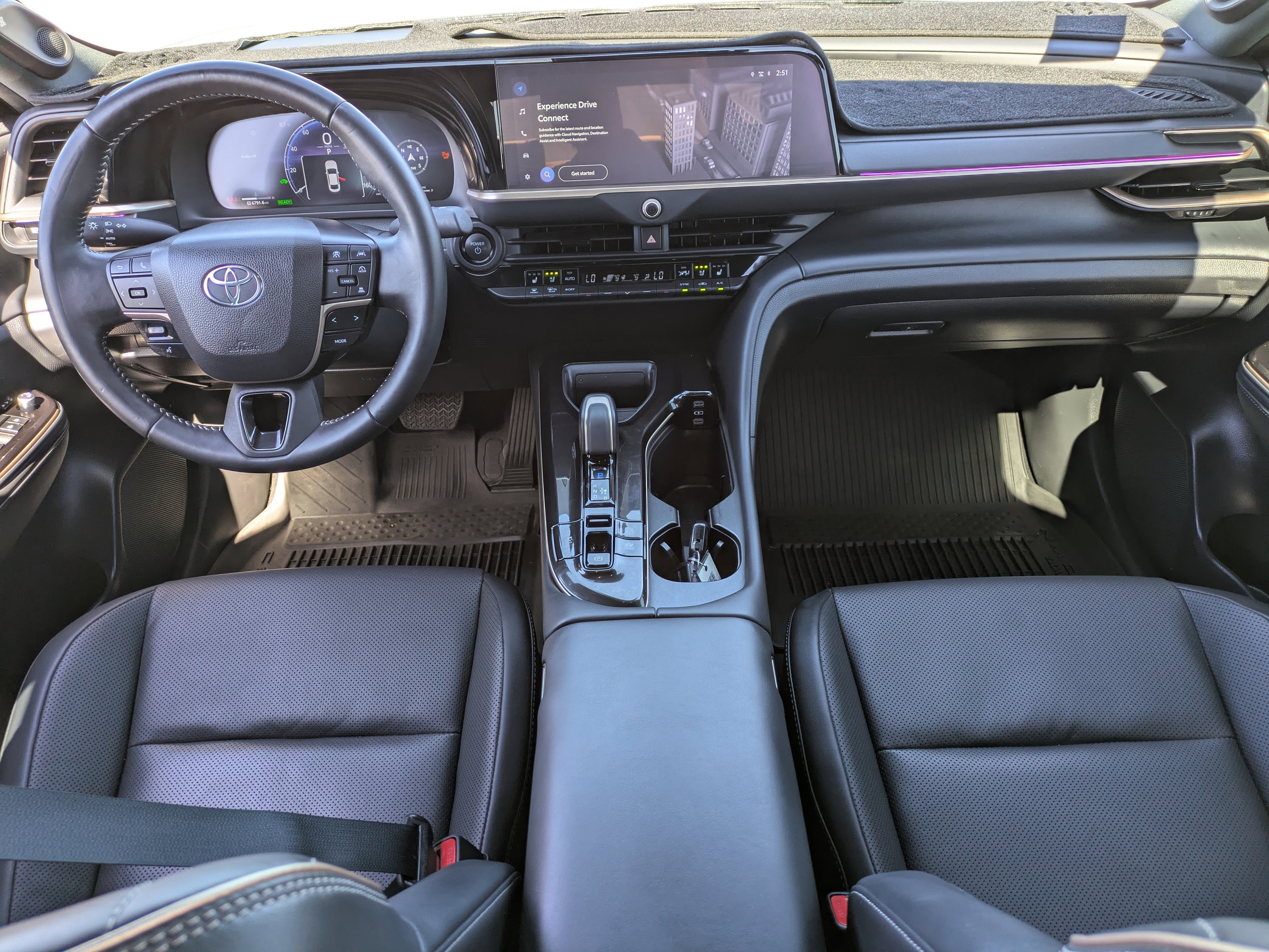 Used 2024 Toyota Crown XLE image 14