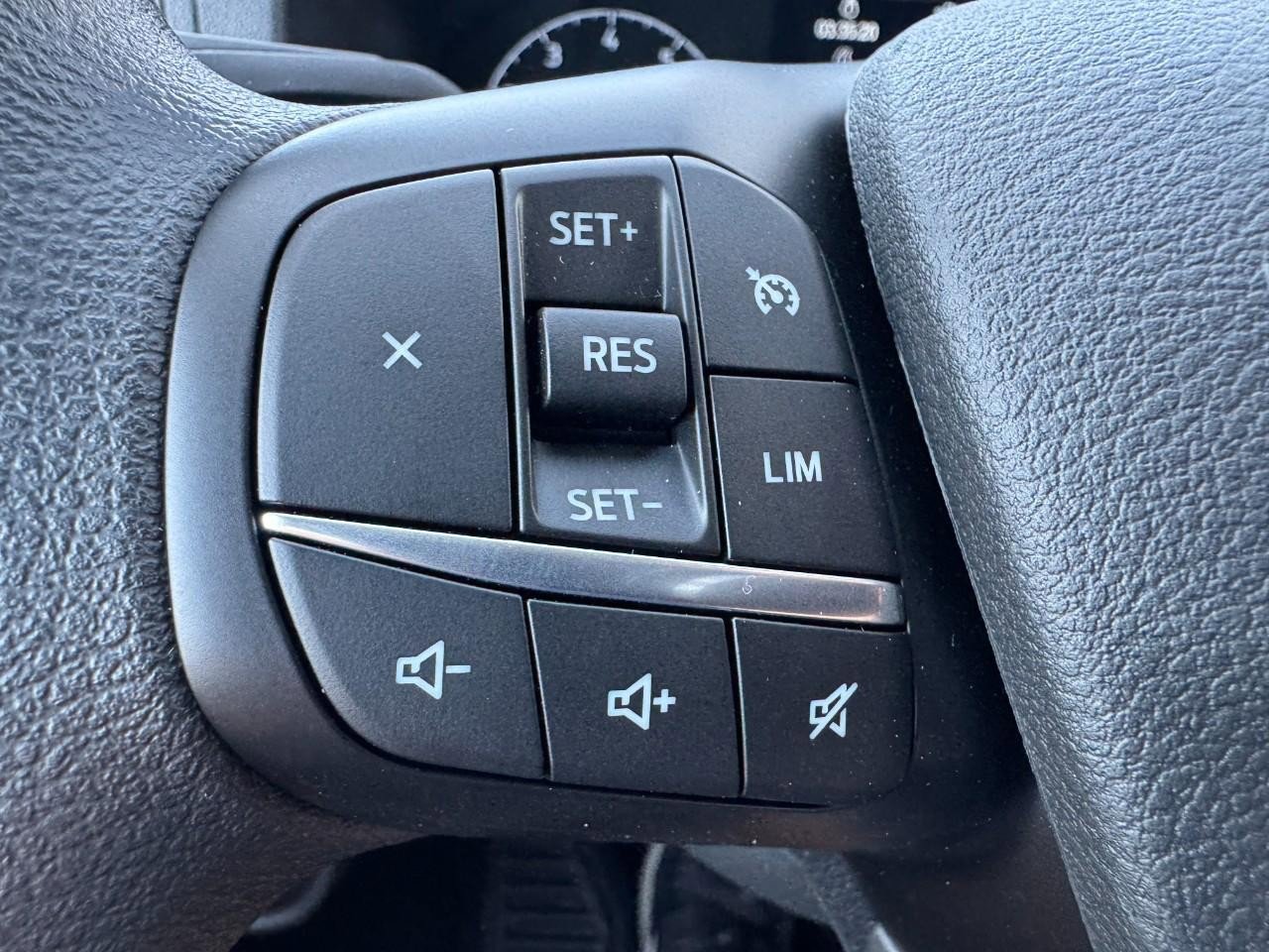 Used 2024 Ford Transit 350 XLT image 14