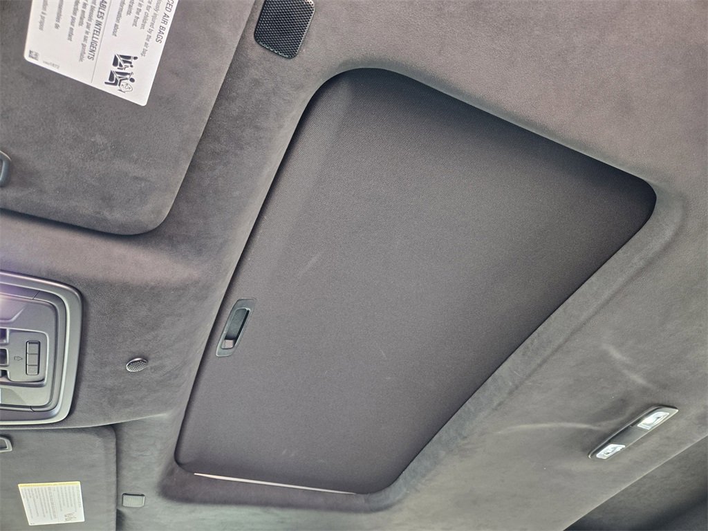 Used 2025 GMC Sierra 2500 AT4X image 27