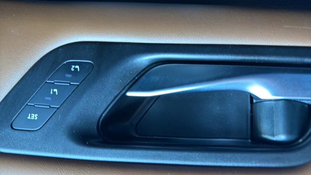 Certified 2022 Nissan Pathfinder Platinum w/ Lighting Package (N93) image 27