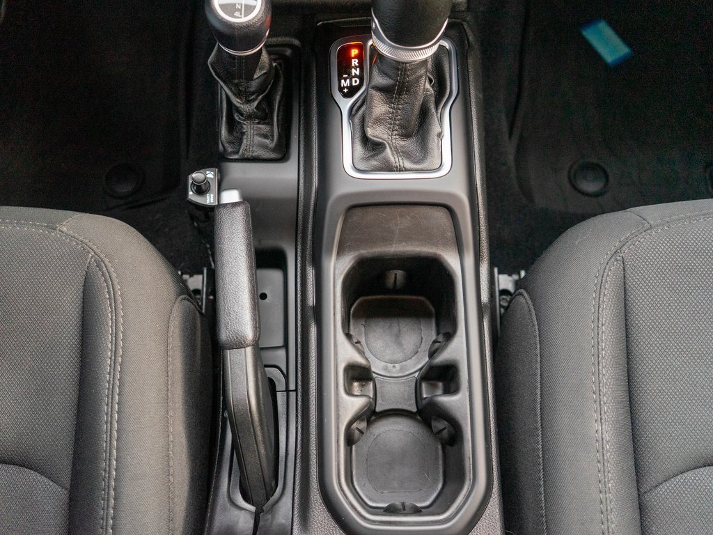 Used 2022 Jeep Wrangler Unlimited Sport image 25