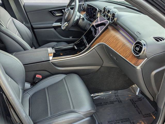 Used 2025 Mercedes-Benz GLC 300 4MATIC image 19