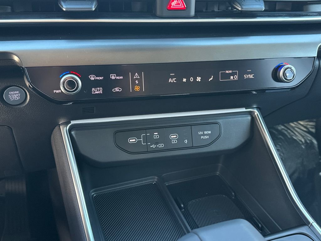 New 2026 Kia Carnival SX w/ SX Dark Edition Package image 28