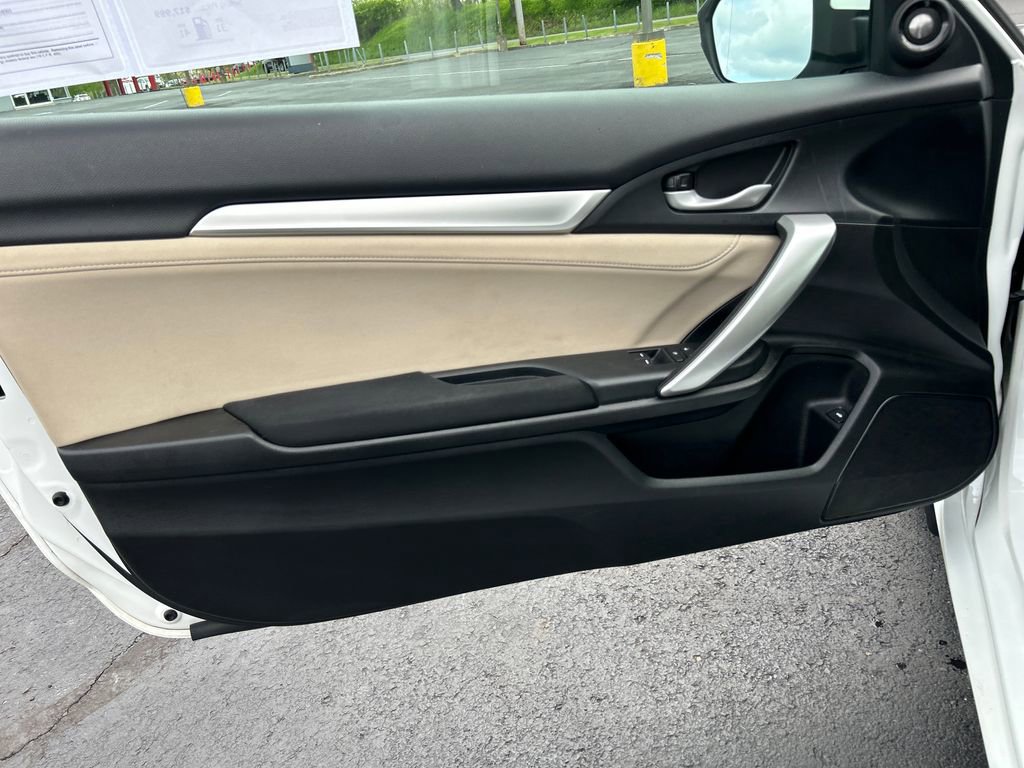 Used 2016 Honda Civic EX-T image 18