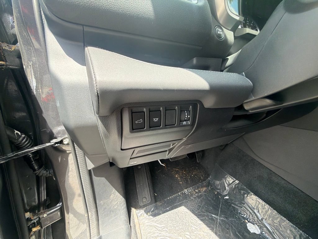 Certified 2026 Subaru Ascent Limited AWD/4WD image 16