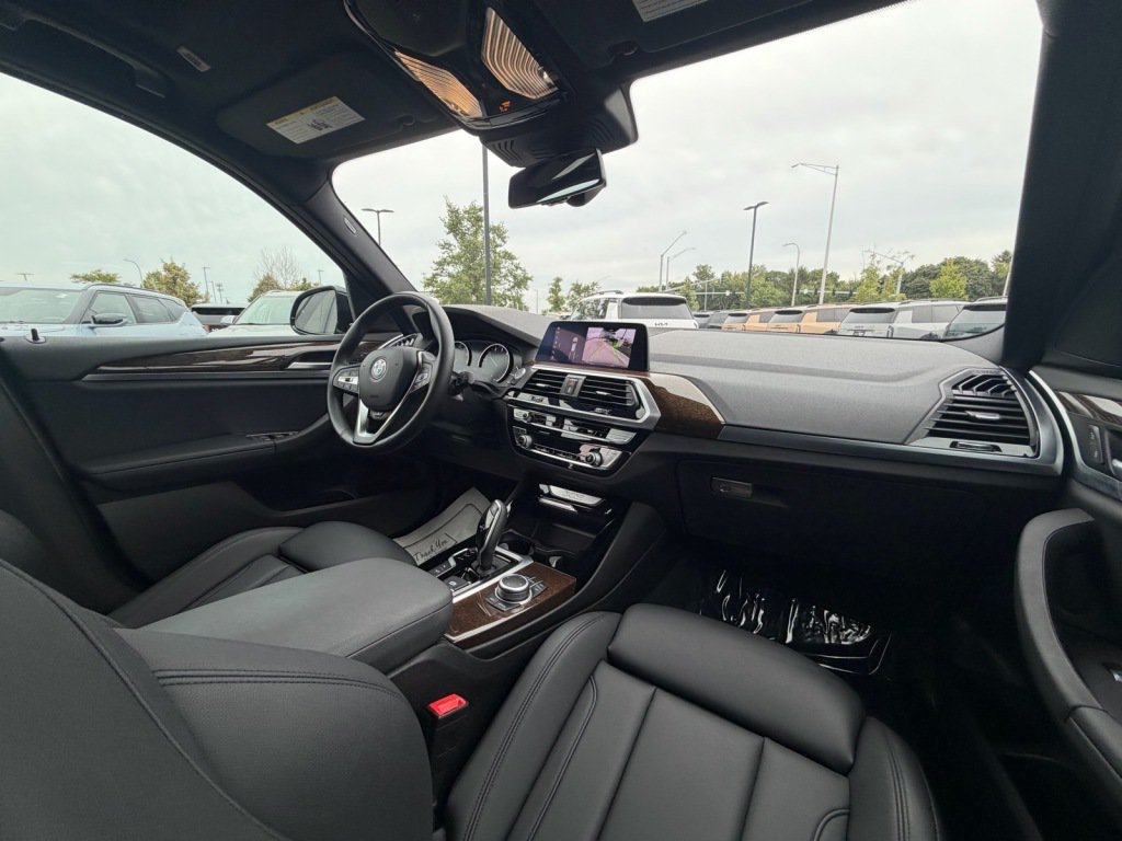 Used 2020 BMW X3 xDrive30i w/ Driving Assistance Package AWD/4WD image 10