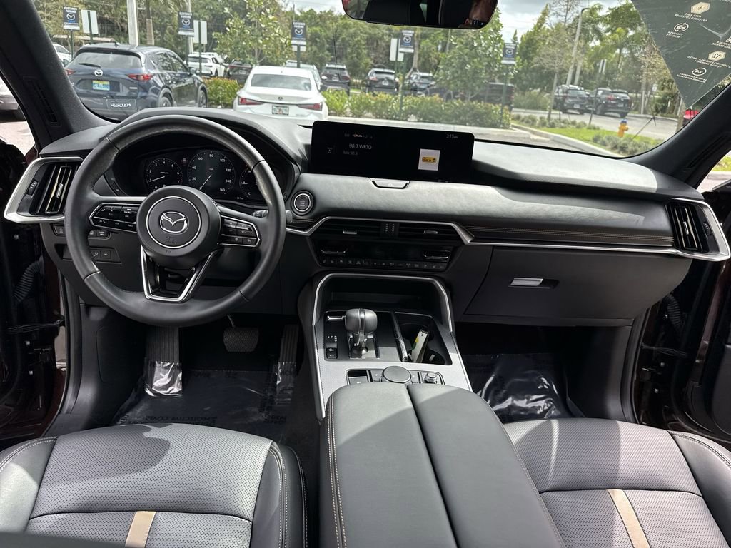 Certified 2025 MAZDA CX-90 3.3 Turbo w/ Premium Plus Pkg image 37