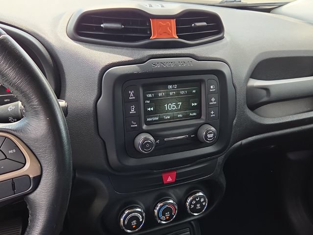 Used 2016 Jeep Renegade 75th Anniversary FWD image 20
