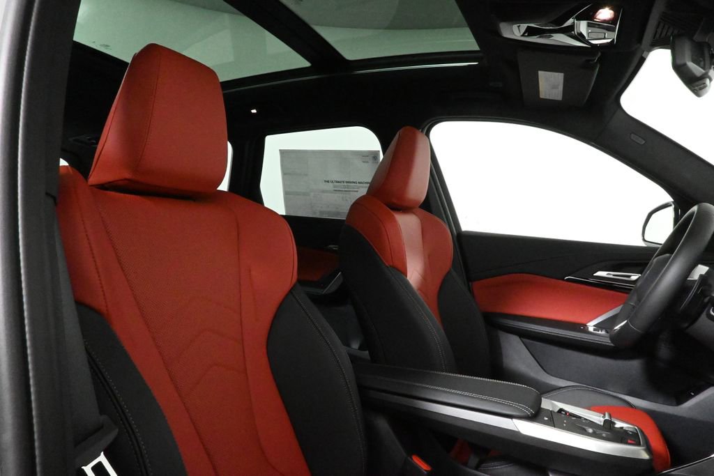 Used 2025 BMW X1 xDrive28i w/ M Sport Package image 34