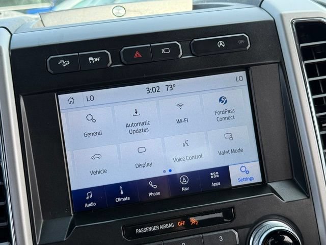 Used 2019 Ford F150 Lariat w/ Equipment Group 502A Luxury AWD/4WD image 25