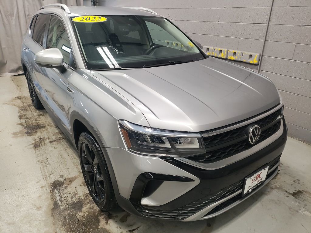 Used 2022 Volkswagen Taos SE image 5