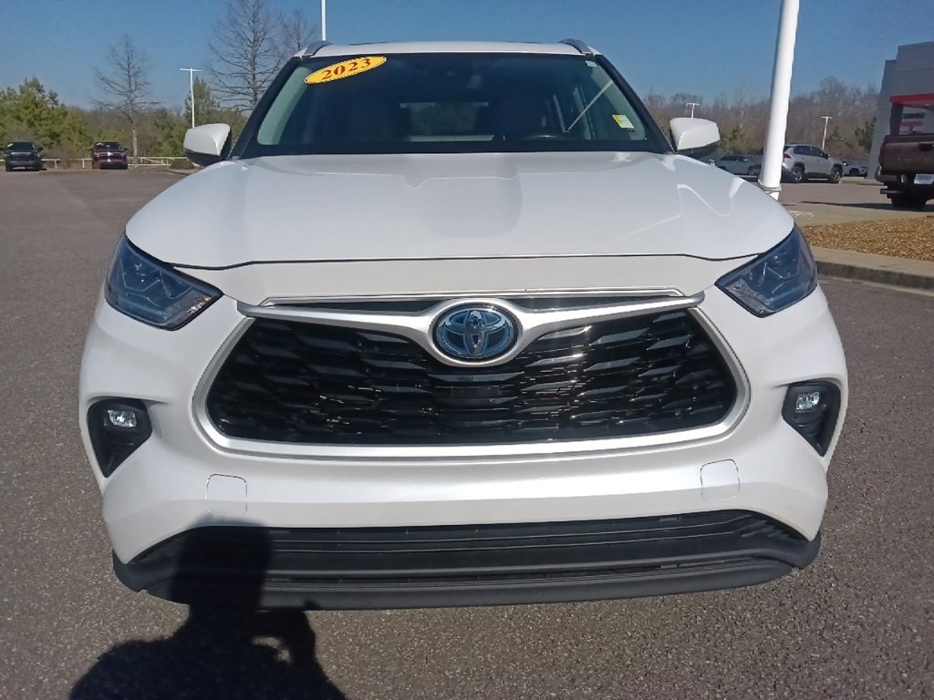 Used 2023 Toyota Highlander Bronze Edition image 8