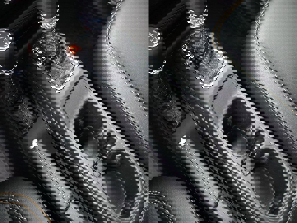 New 2024 Jeep Wrangler Unlimited Sahara w/ Technology Group image 21