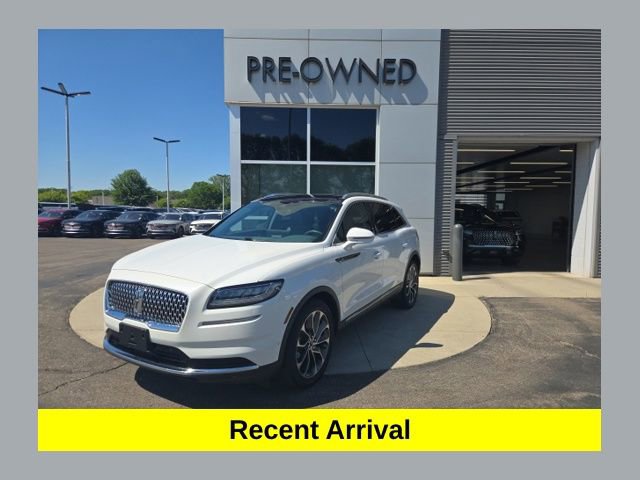 Used 2021 Lincoln Nautilus Reserve FWD image 1
