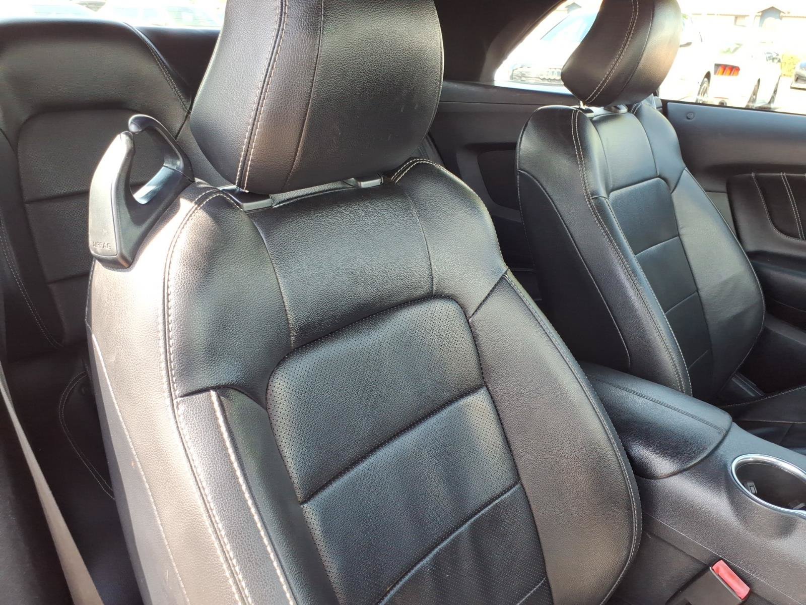 Used 2021 Ford Mustang Premium RWD image 13