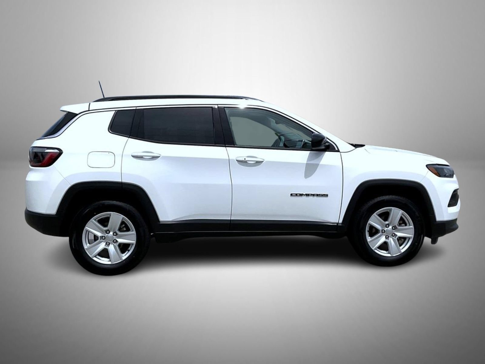 Used 2022 Jeep Compass Latitude w/ Convenience Group AWD/4WD image 4