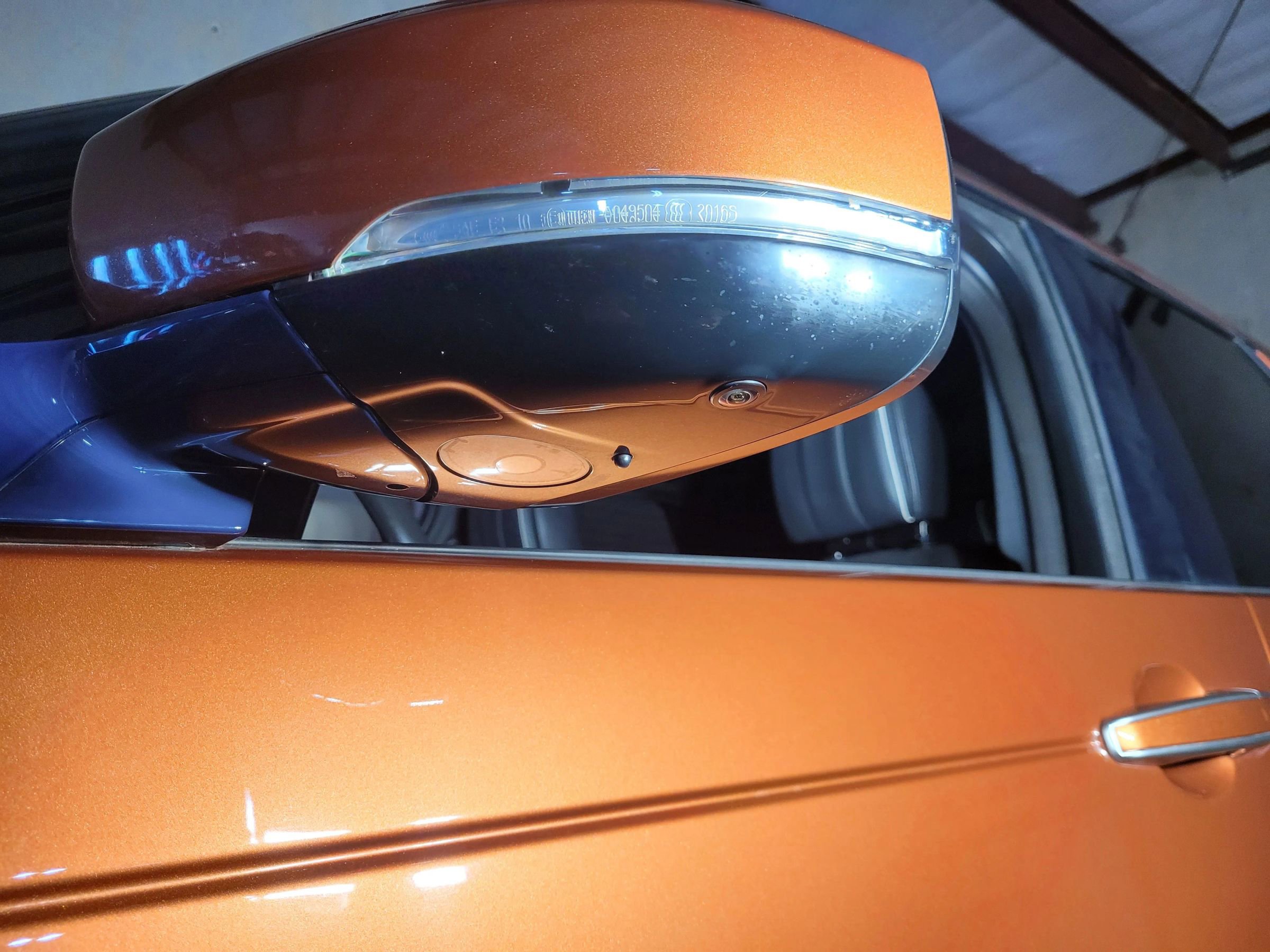 Used 2018 Land Rover Discovery HSE Luxury image 17