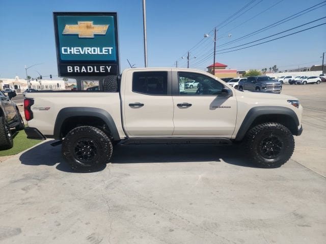 New 2026 Chevrolet Colorado ZR2 w/ ZR2 Bison Edition image 3