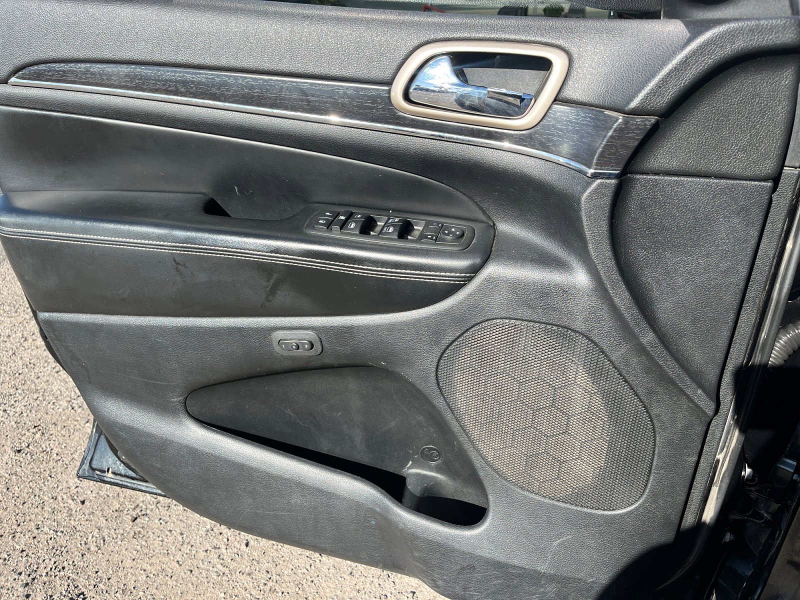 Used 2014 Jeep Grand Cherokee Limited image 13