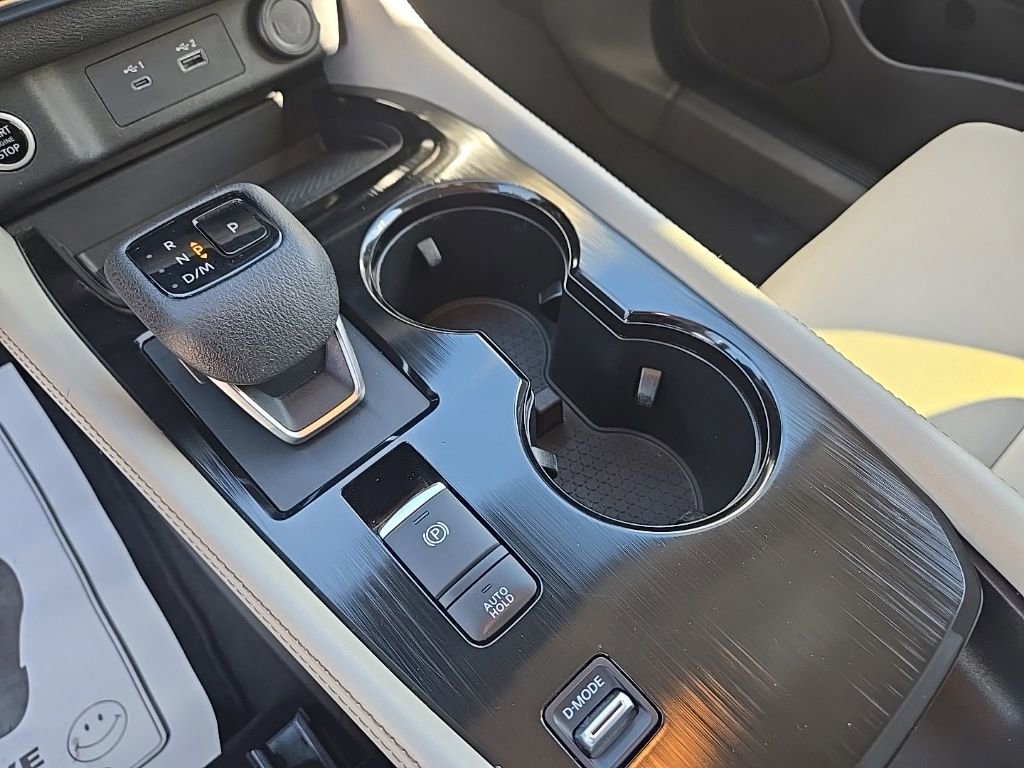 Used 2023 Nissan Rogue SL w/ SL Premium Package image 24