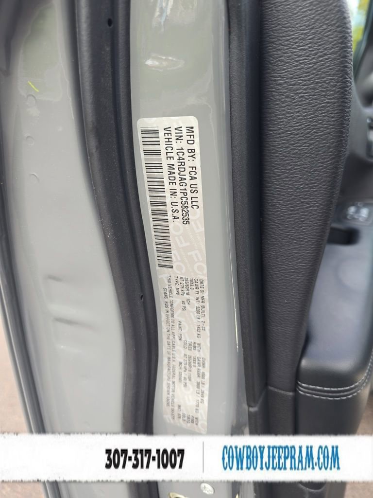 Used 2023 Dodge Durango SXT Launch Edition image 30