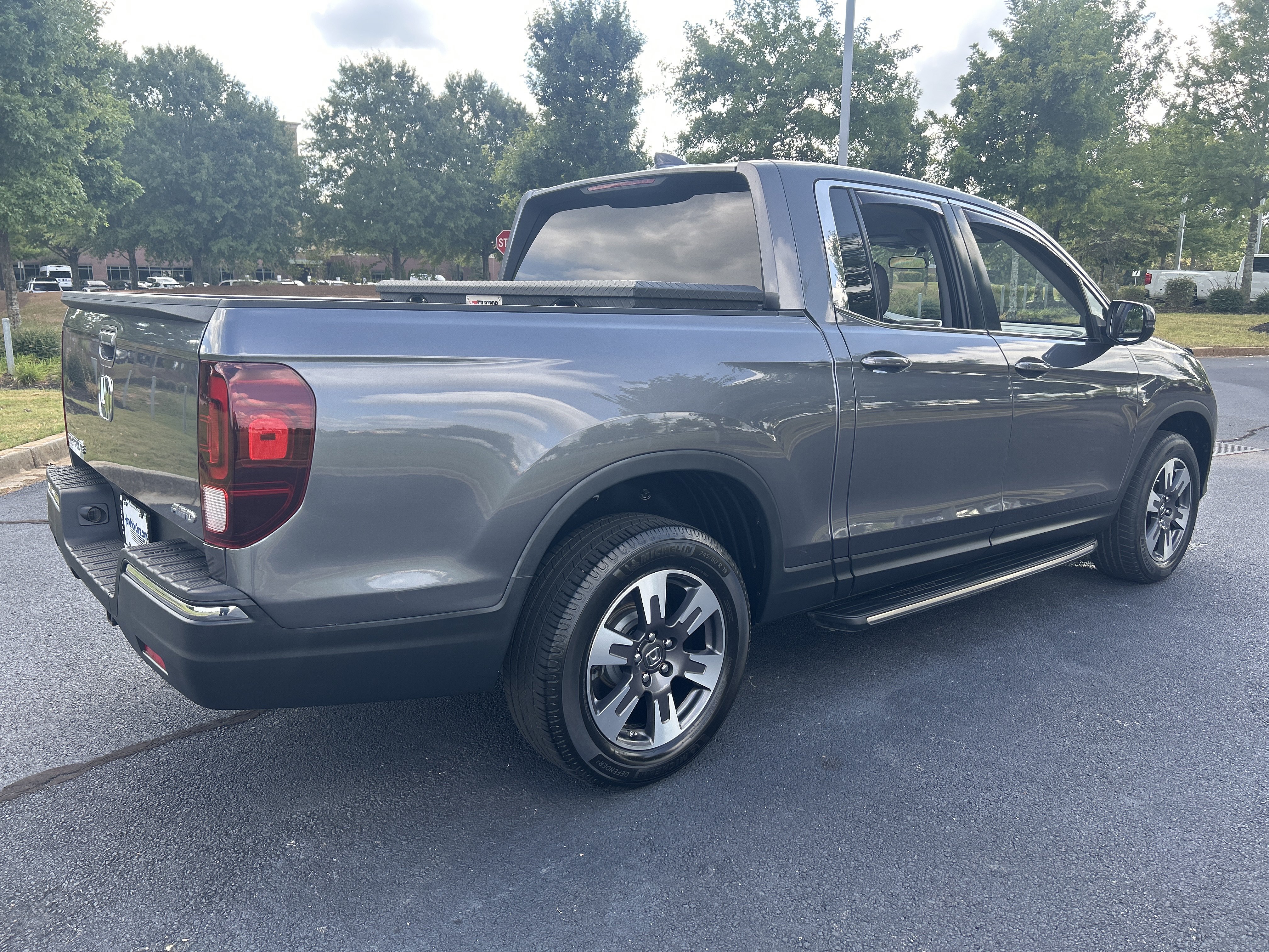 Used 2018 Honda Ridgeline RTL image 9