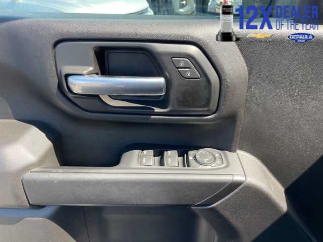 Certified 2022 Chevrolet Silverado 2500 Custom w/ Custom Convenience Package AWD/4WD image 9