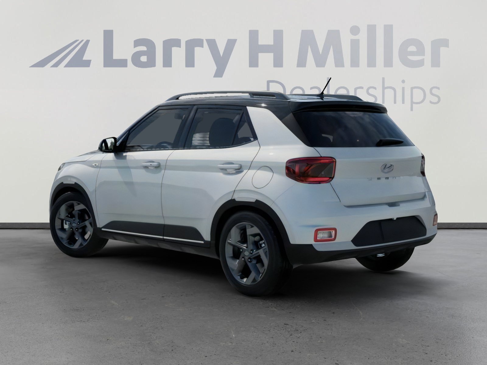 New 2026 Hyundai Venue SEL FWD image 5