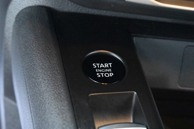 Used 2025 Nissan Kicks S image 27