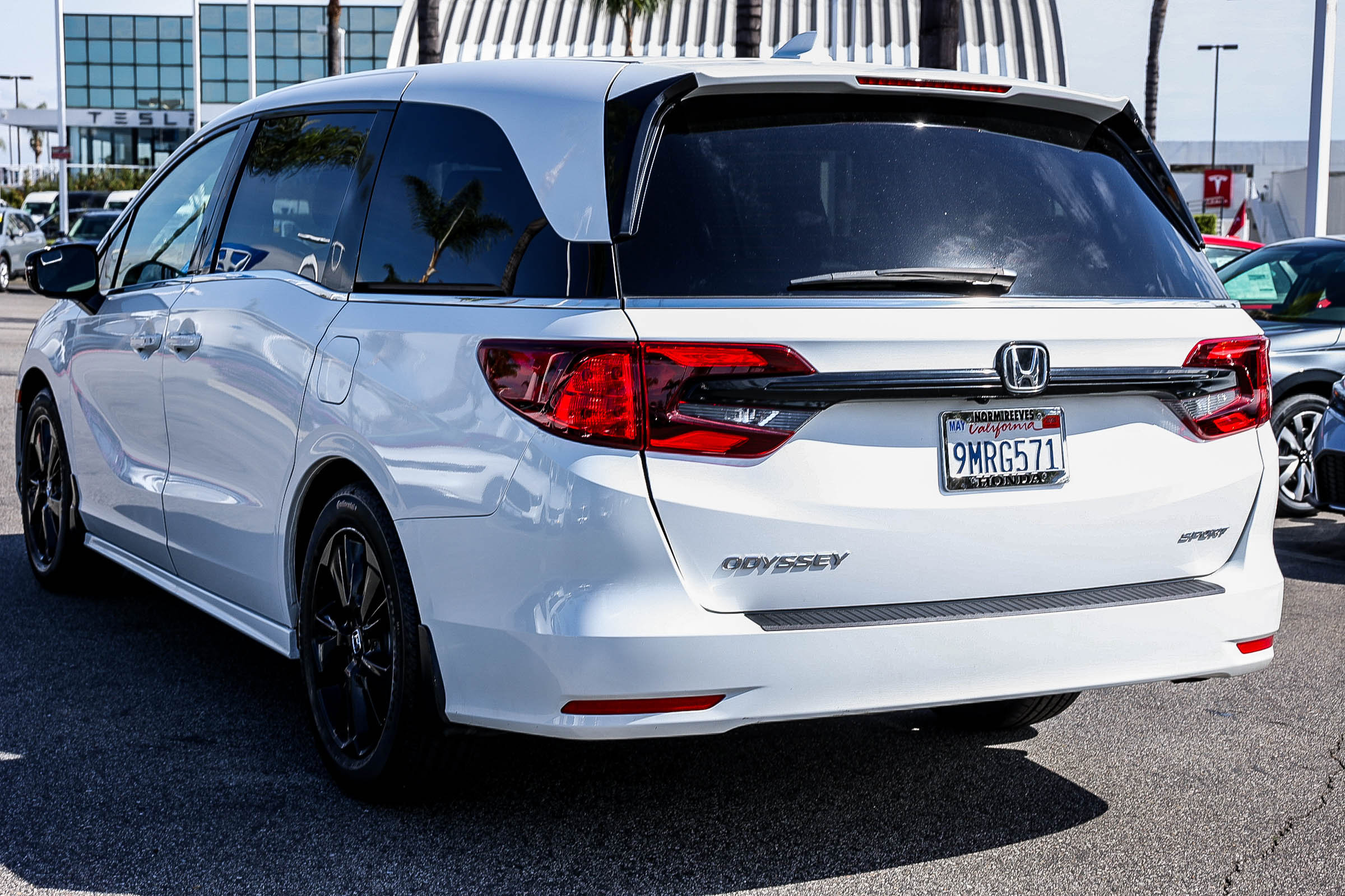 Certified 2024 Honda Odyssey Sport image 4