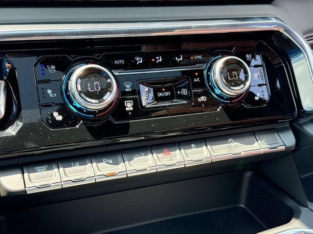 New 2026 GMC Sierra 3500 Denali Ultimate AWD/4WD image 19