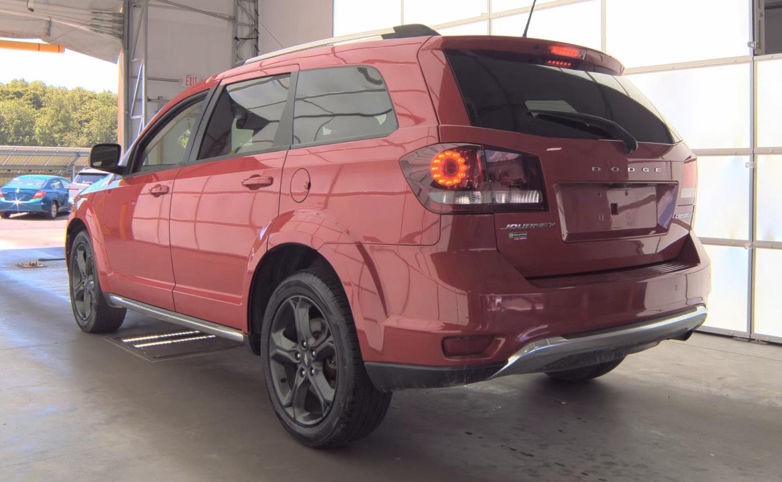 Used 2020 Dodge Journey Crossroad FWD image 5