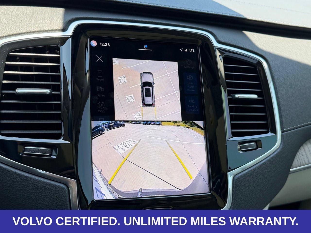 Certified 2024 Volvo XC90 T8 Ultimate AWD/4WD image 22