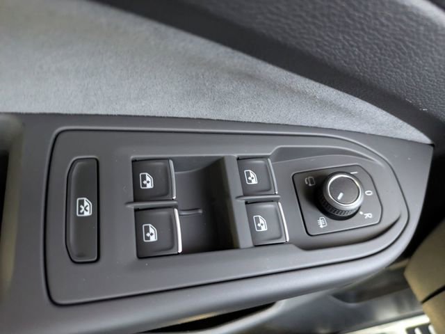 New 2026 Volkswagen Golf w/ Euro Style Package AWD/4WD image 25
