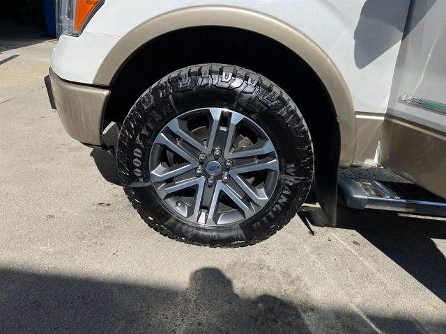 Used 2012 Ford F150 Lariat w/ Lariat Chrome Pkg image 19