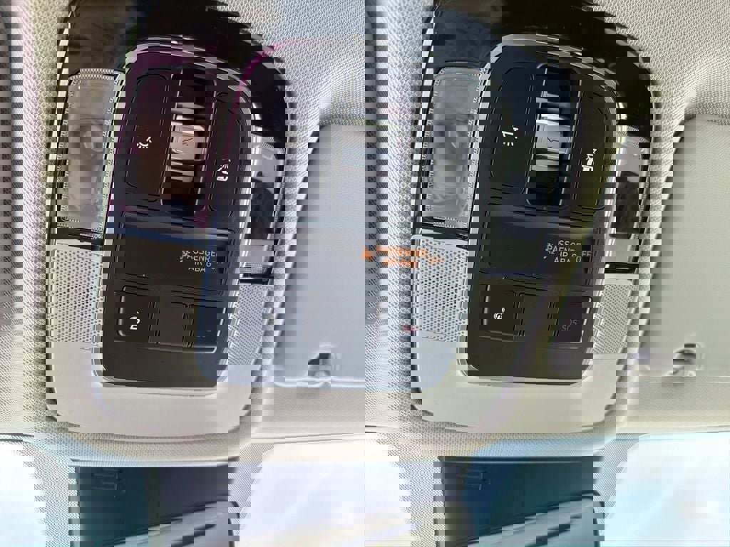 Certified 2022 Hyundai Tucson Limited w/ Winter Package image 21