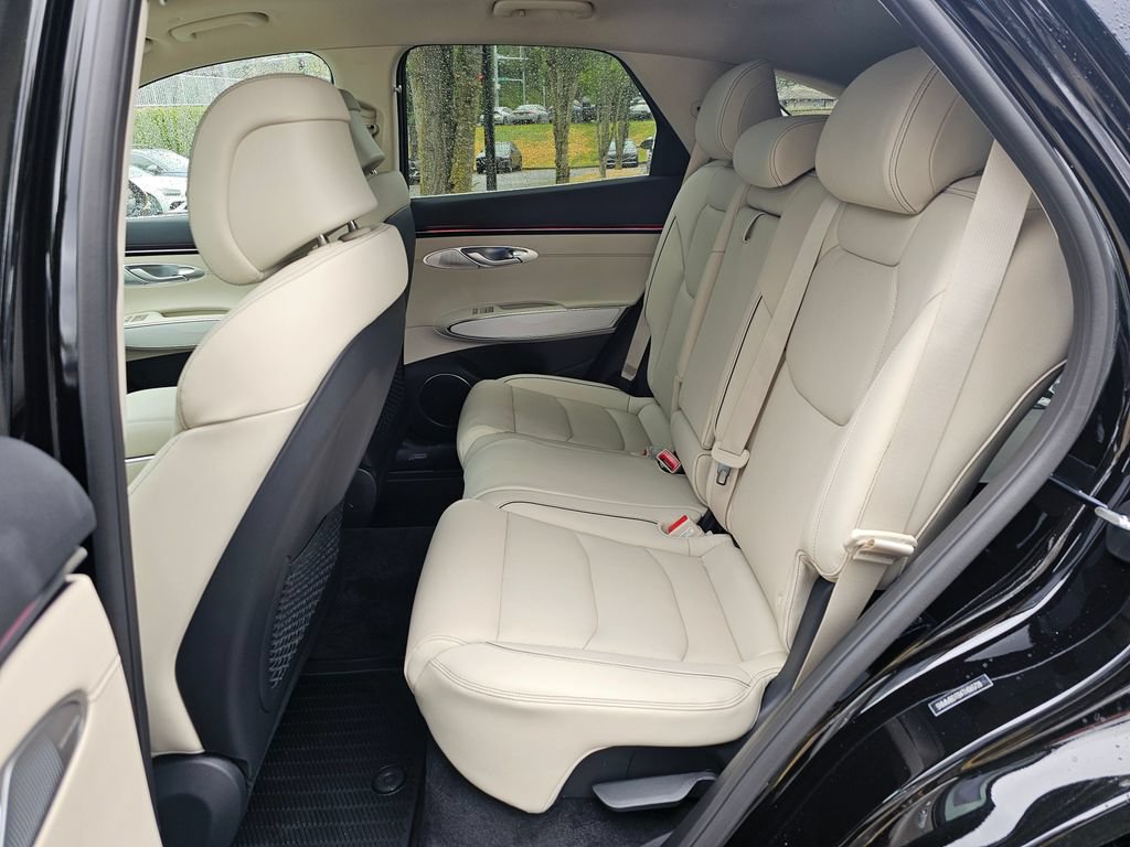 New 2026 Genesis GV70 2.5T Advanced AWD/4WD image 21
