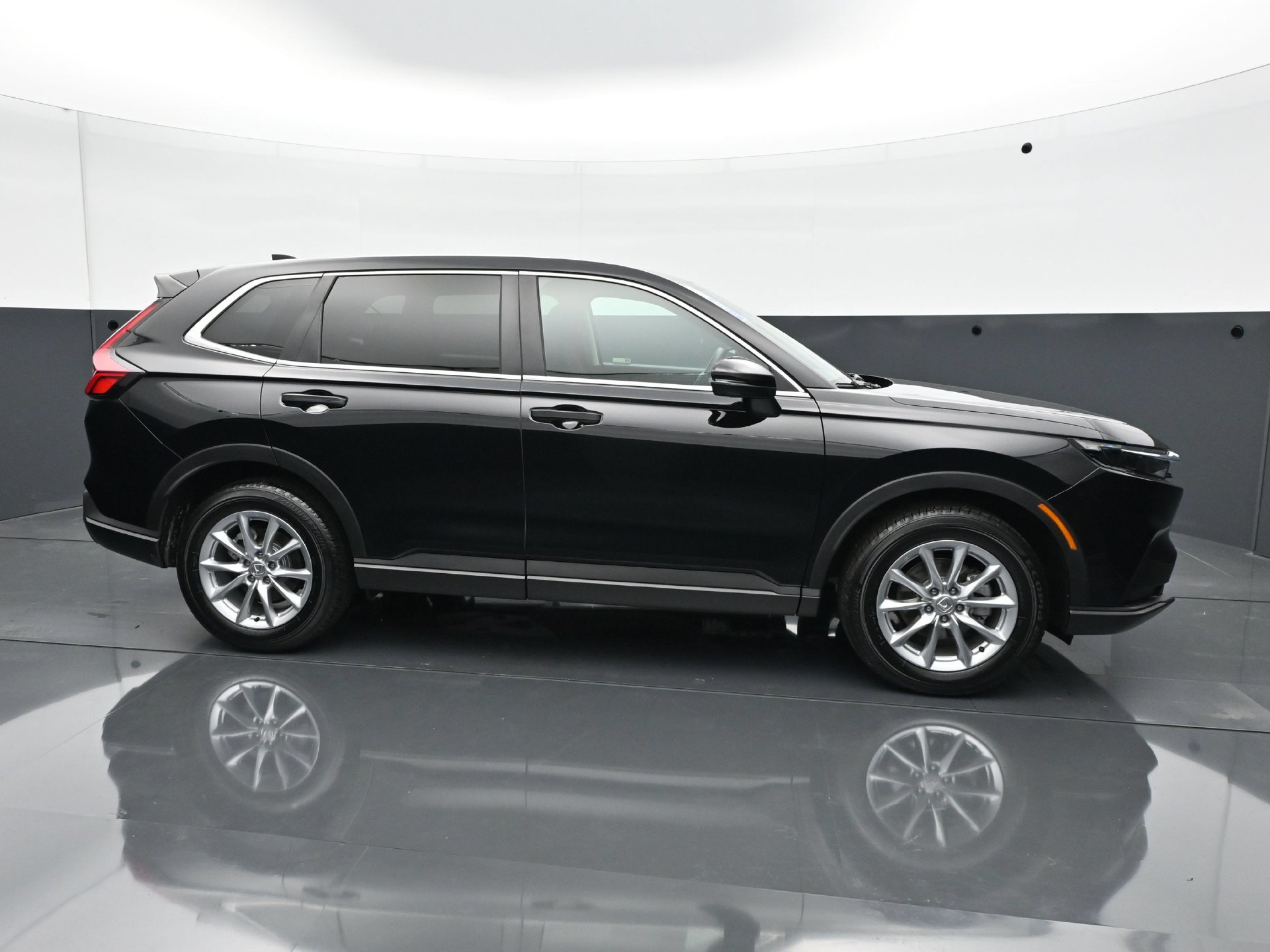 Used 2026 Honda CR-V EX image 8
